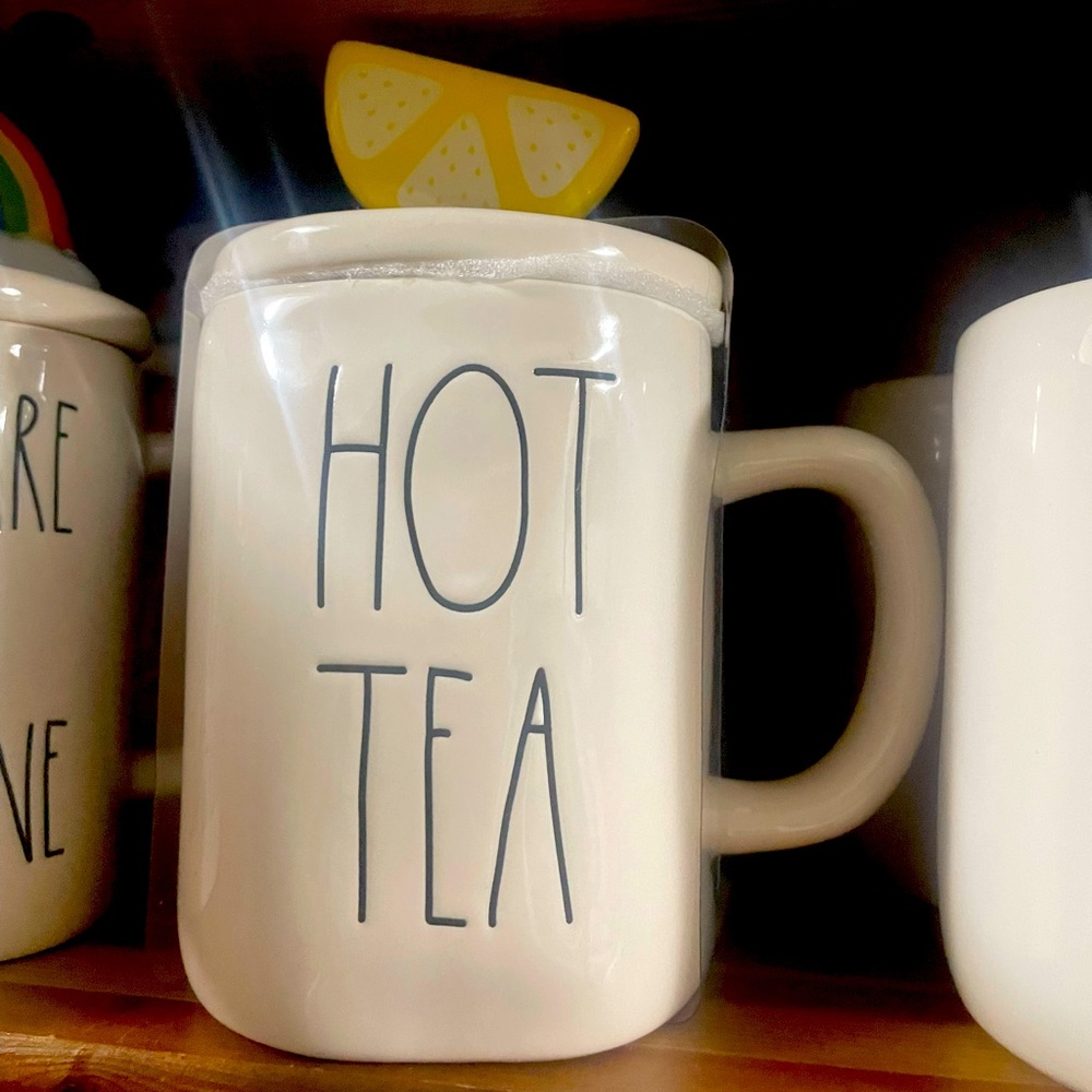 Rae Dunn topper mug